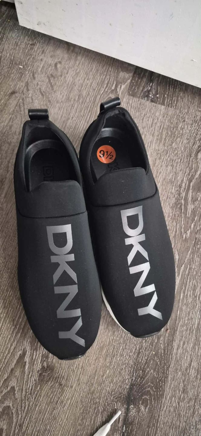 DKNY Black Slip-On Sneakers Size 9.5 - photo 3