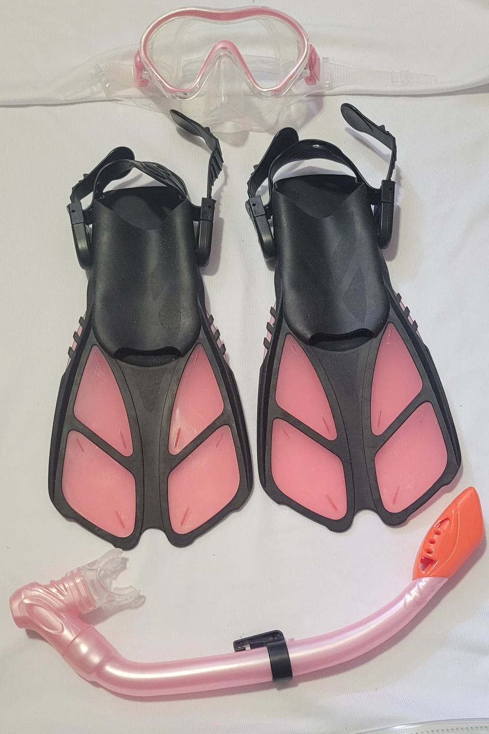 Kids Snorkel Set - Mask, Fins & Snorkel 🏆