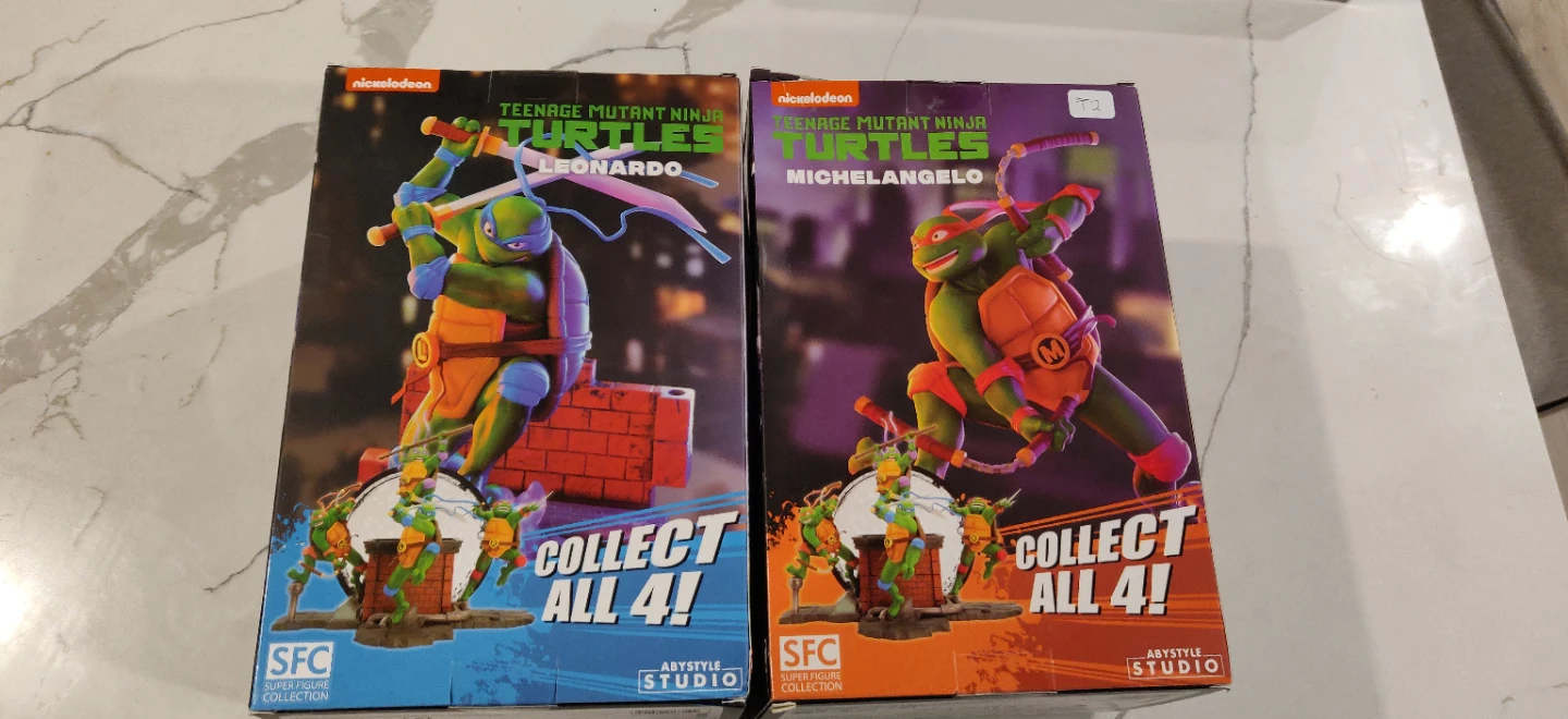 Rare TMNT Michelangelo & Leonardo Figures