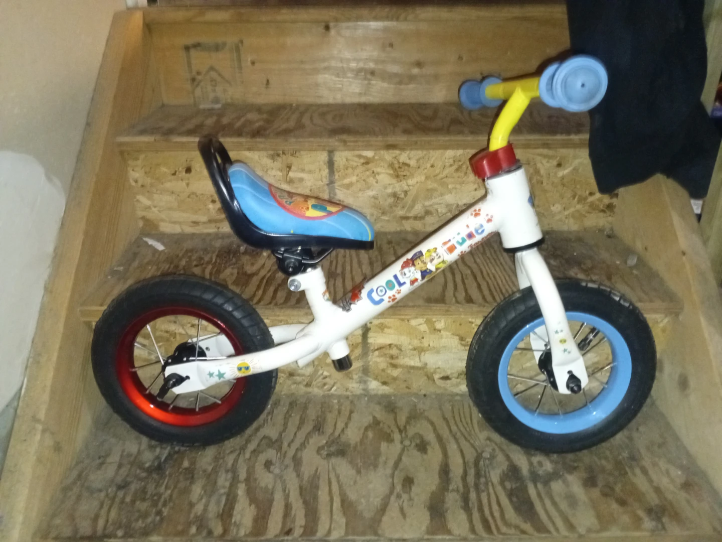 Cool Dude Balance Bike pawpup troll