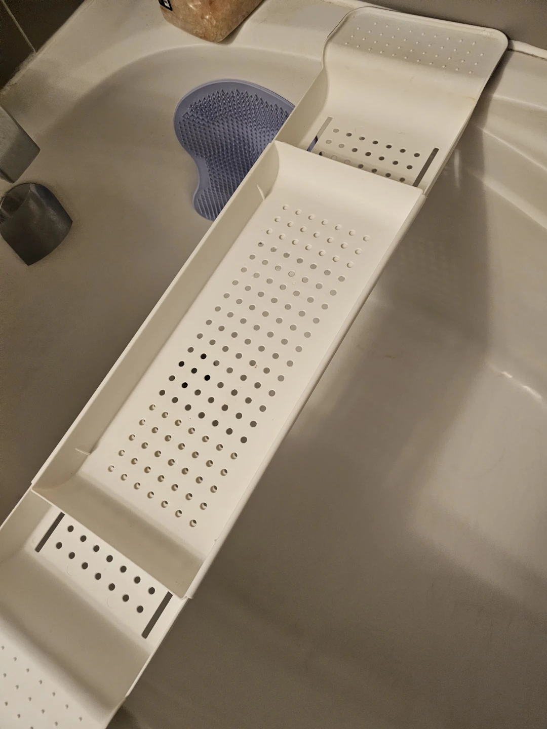 White Expandable Bathtub Tray Caddy - photo 2