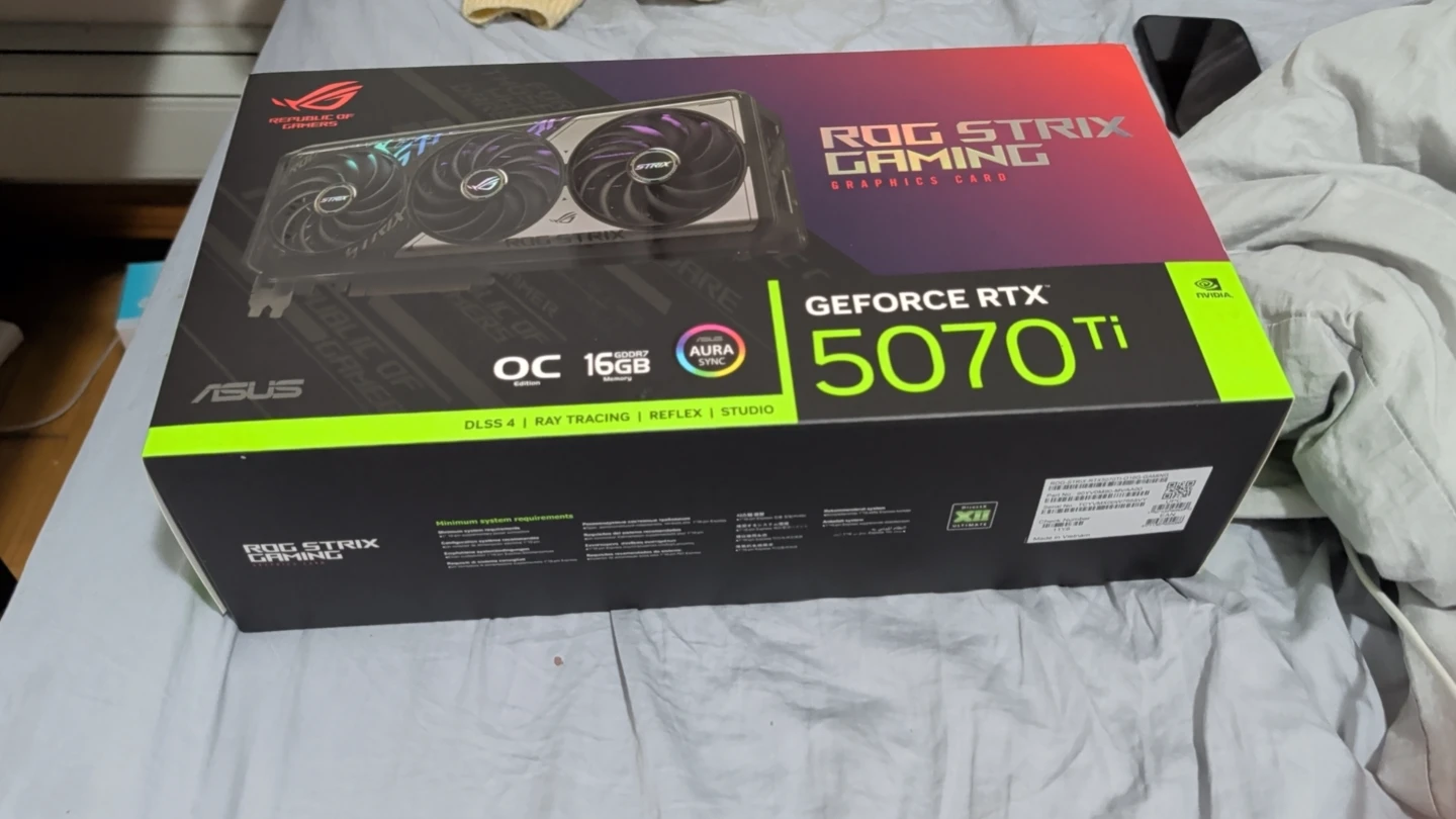 ASUS ROG Strix GeForce RTX 5070ti oc - photo 5
