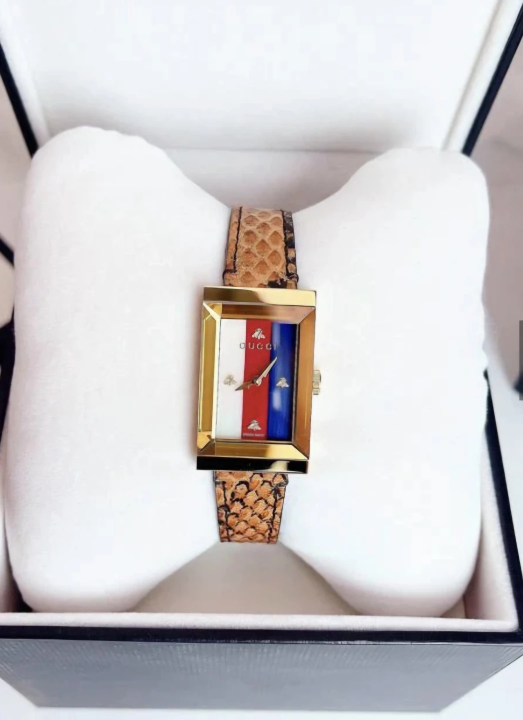 Gucci Watch with Snake leather Strap - photo 2