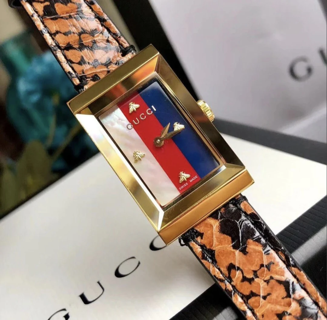Gucci Watch with Snake leather Strap - photo 3