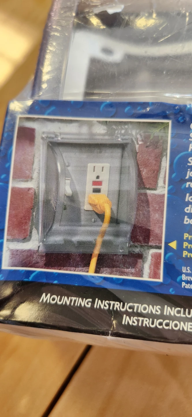 Carlon In-Use Weatherproof Outlet Cover - photo 2