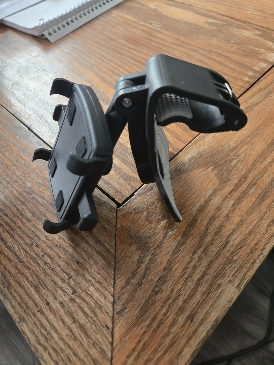 Adjustable Car Phone Mount - photo 2