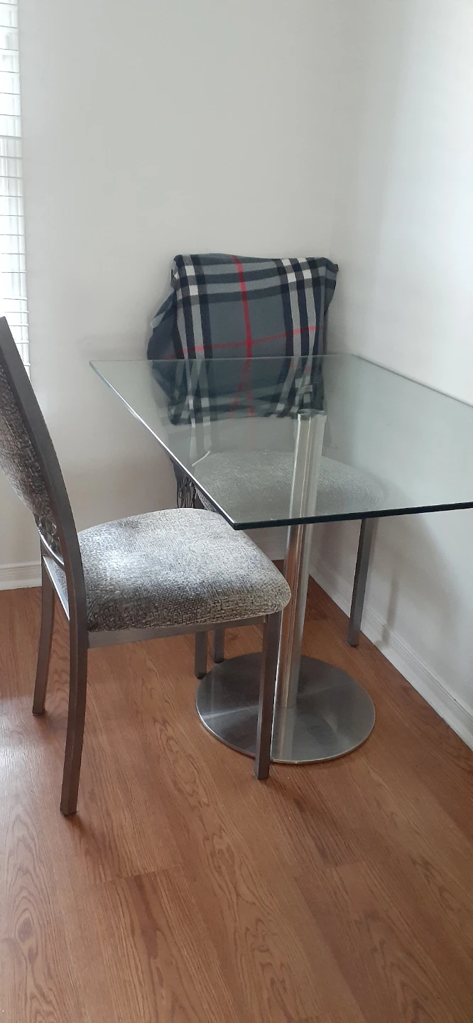 Glass top dining table with metal base - photo 4