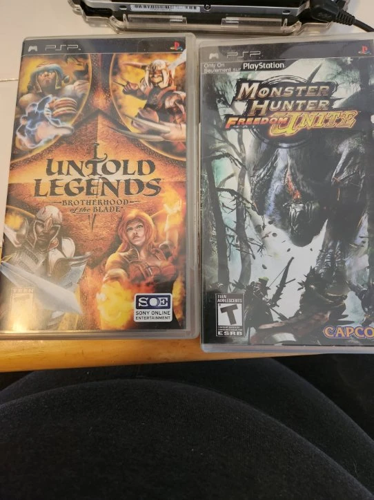 Sony PSP with 2 Games and Case - photo 4