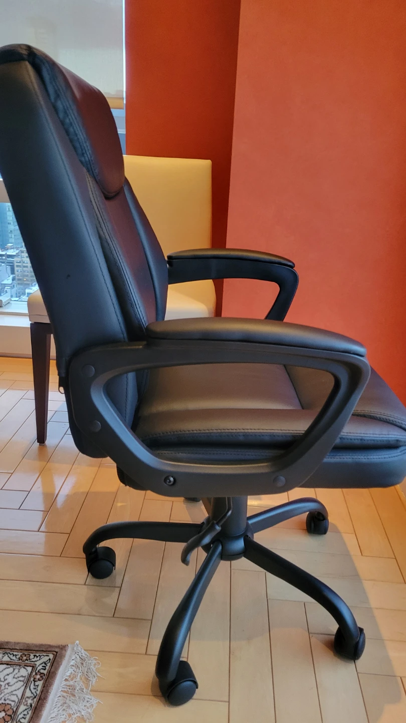 NEW Black Faux Leather Office Chair