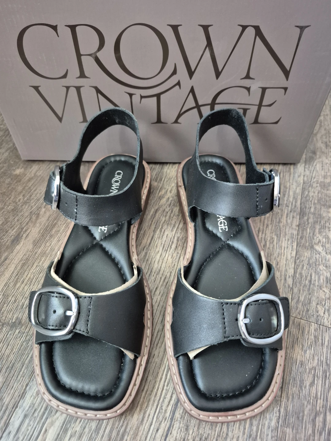 New Crown Vintage Irenna Black Leather Sandals Size 6M - photo 3