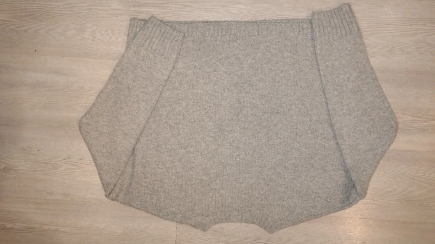 Jessica Simpson Grey Candy Cane Sweater - Size XXL - photo 4