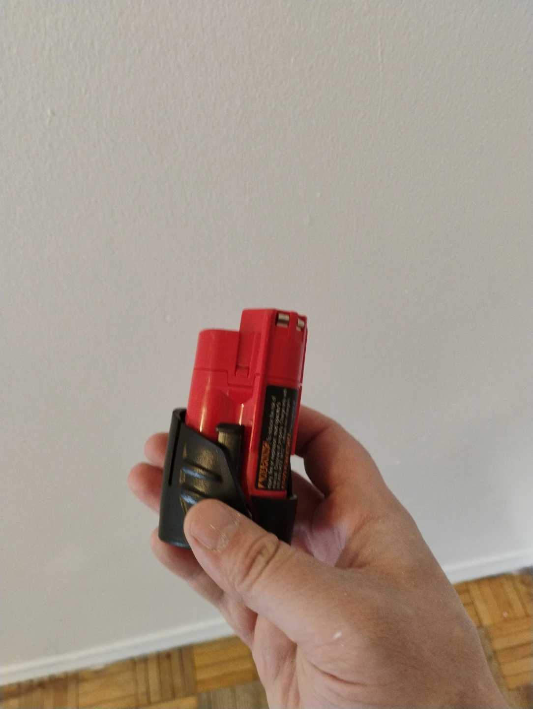 Milwaukee M12 REDLITHIUM Battery - photo 2