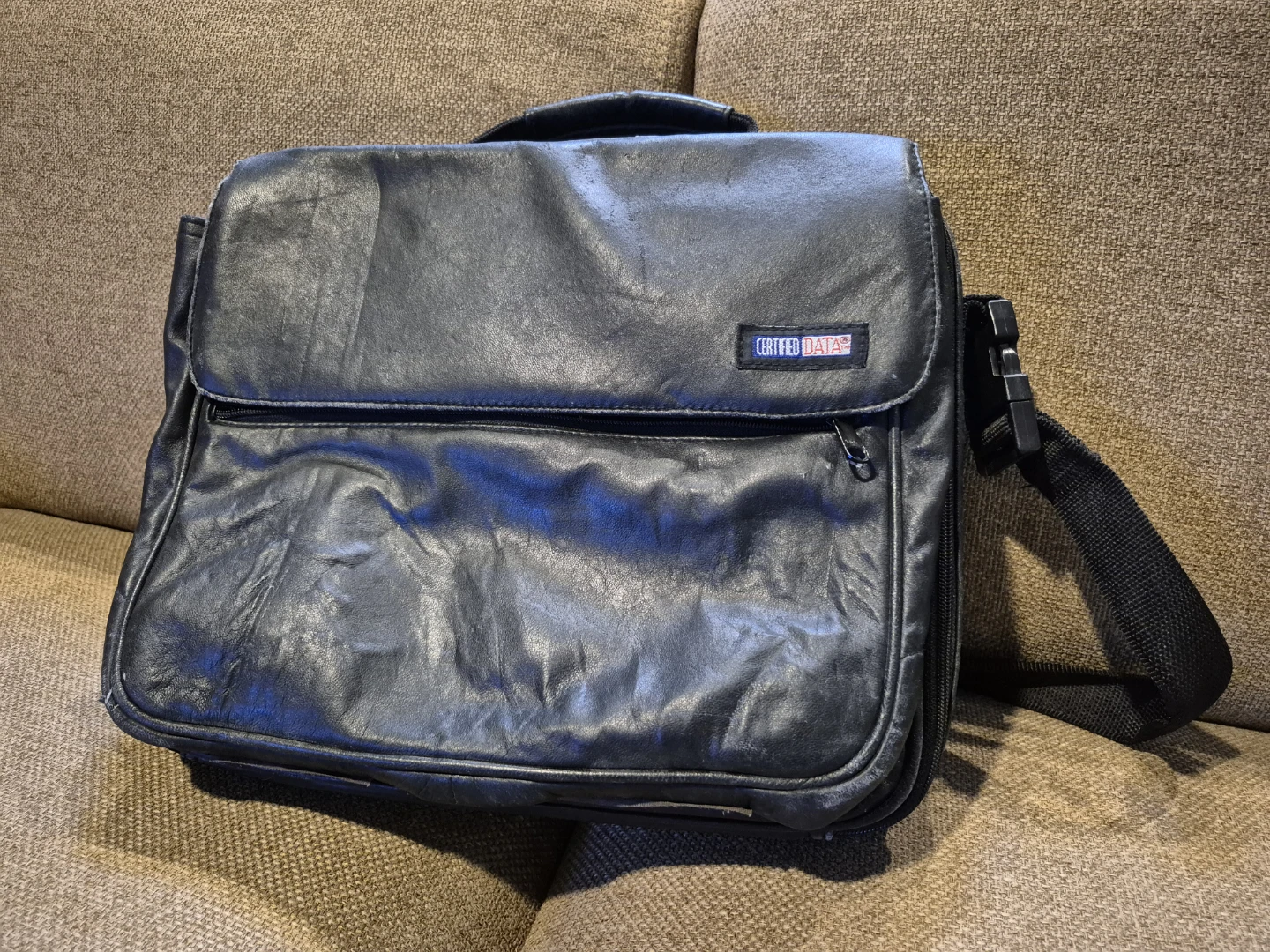 Certified Data inc Leather laptop bag