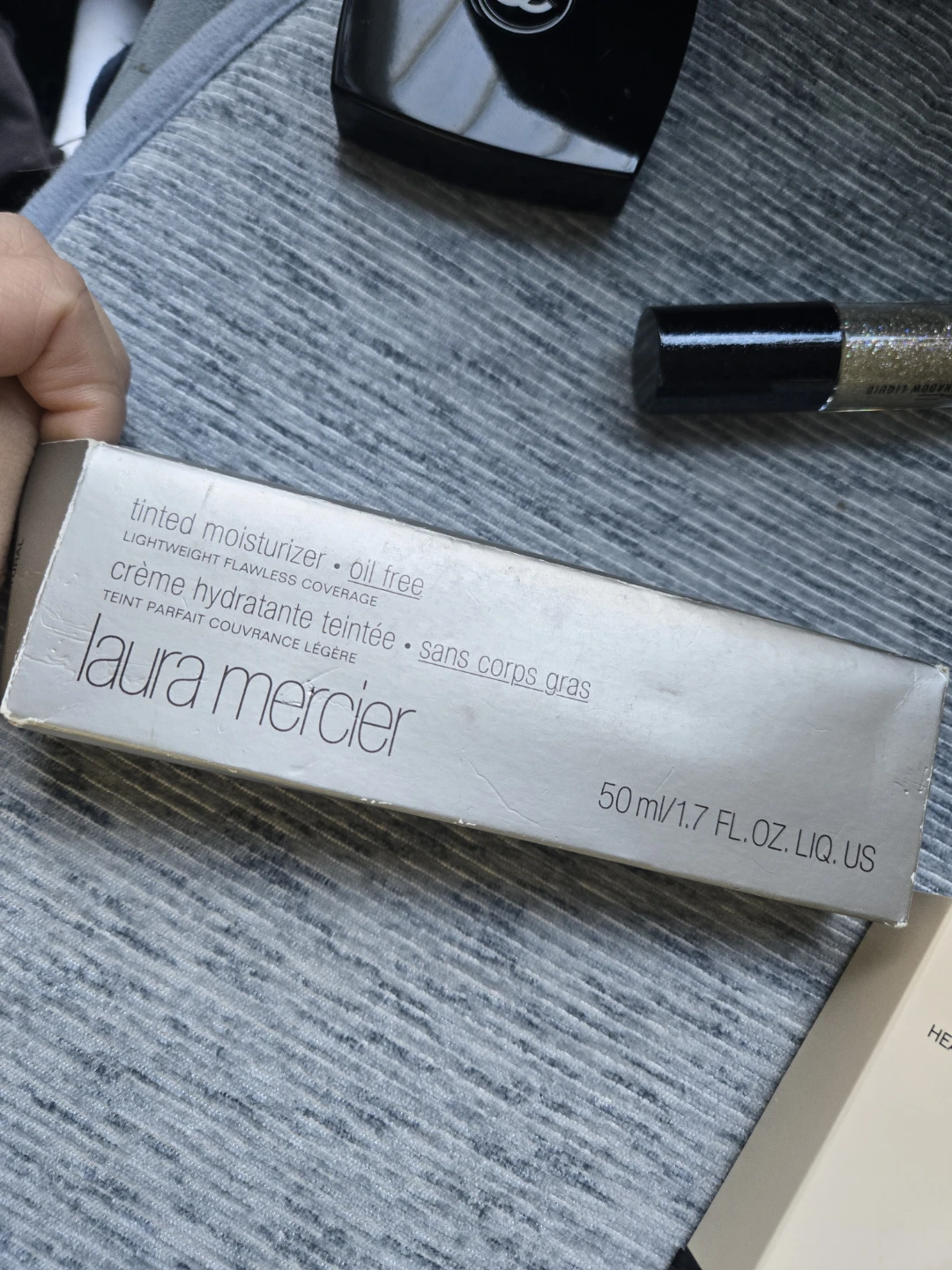 Laura Mercier Tinted Moisturizer, Natural - photo 2