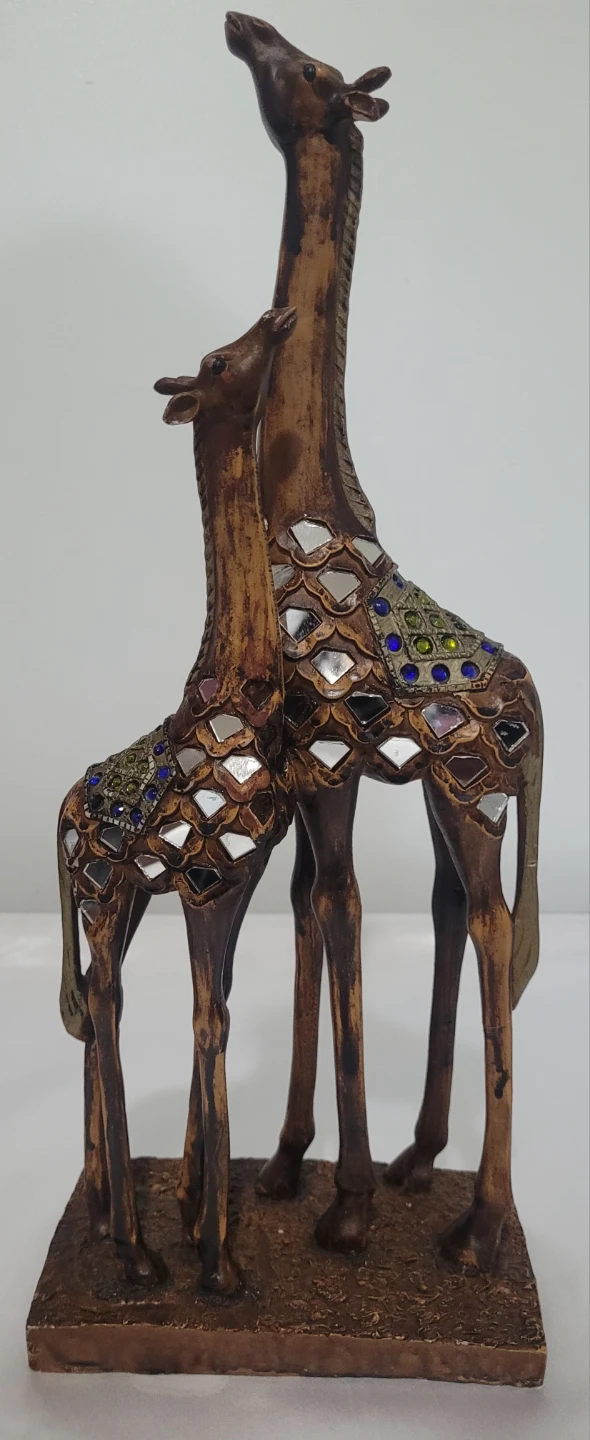 Decorative Giraffe Figurine Set