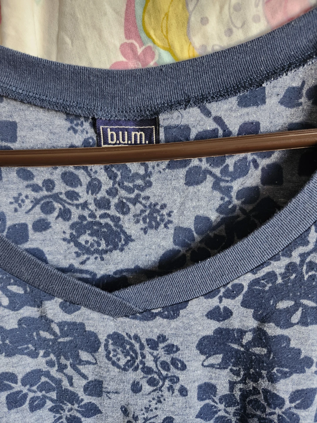 y2k blue floral vneck tshirt by B.u.m. Equipment - photo 3