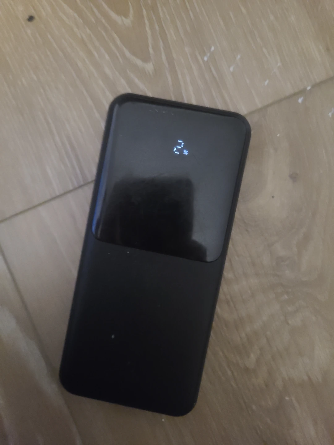 🏆 Black Power Bank with Integrated Cables (READ DESCRIPTION)