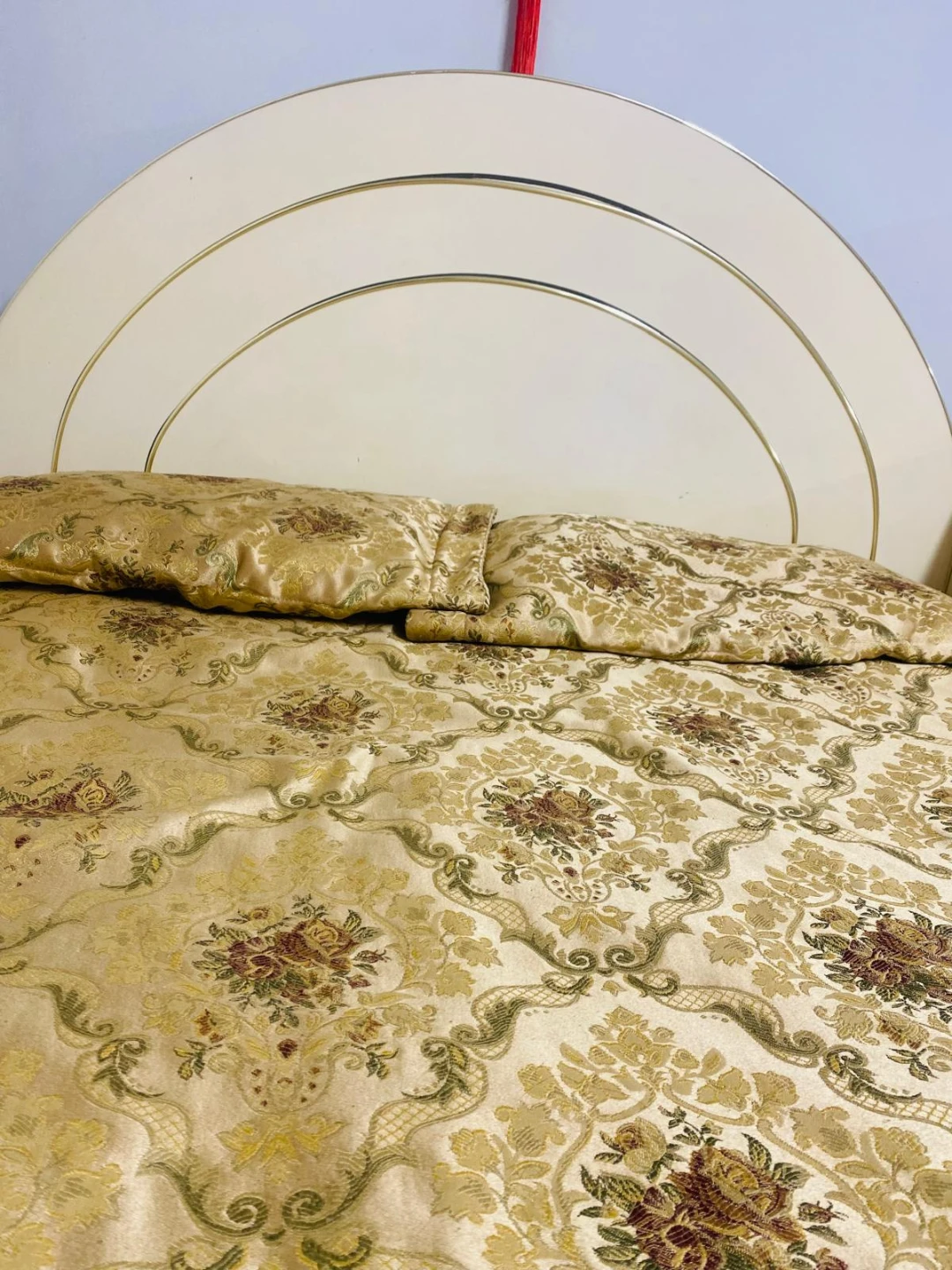 Bedroom set/ Bed and dresser - photo 5