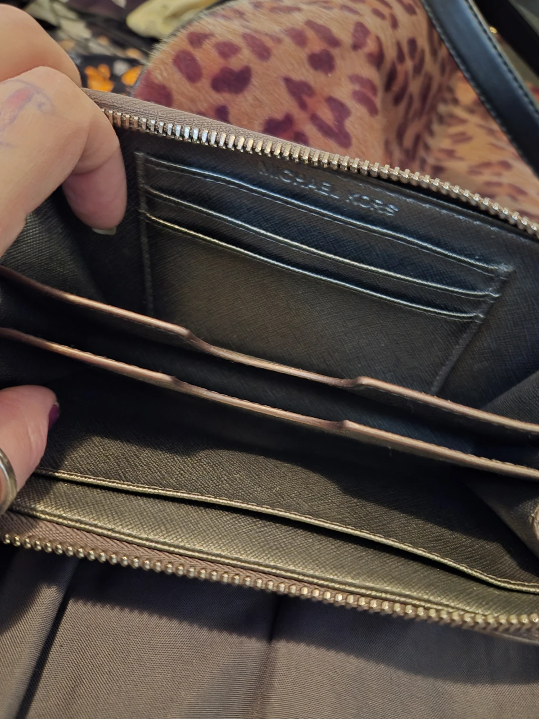 Michael Kors Jet Set Monogram Mirror Metallic Zip Around Wallet. - photo 4