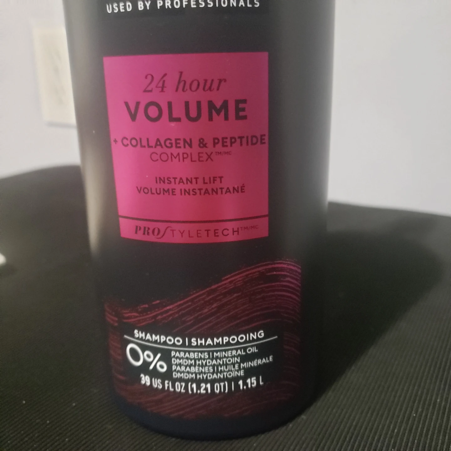 TRESemmé 24 Hour Volume Shampoo - photo 2