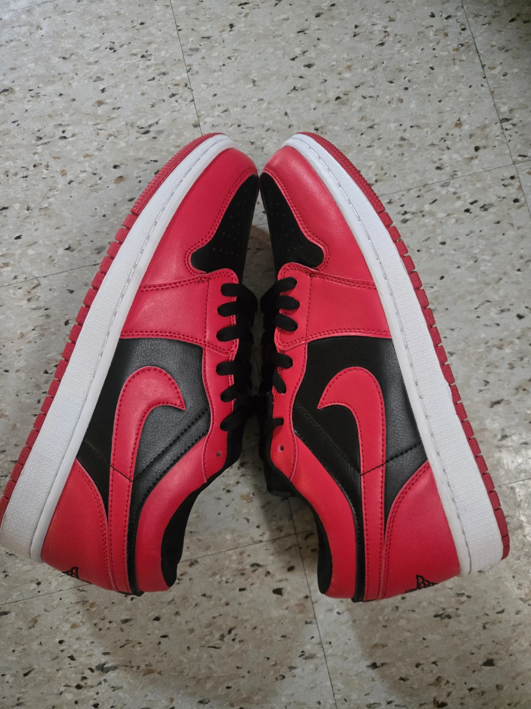 Nike Air Jordan 1 Low Red Black Sneakers