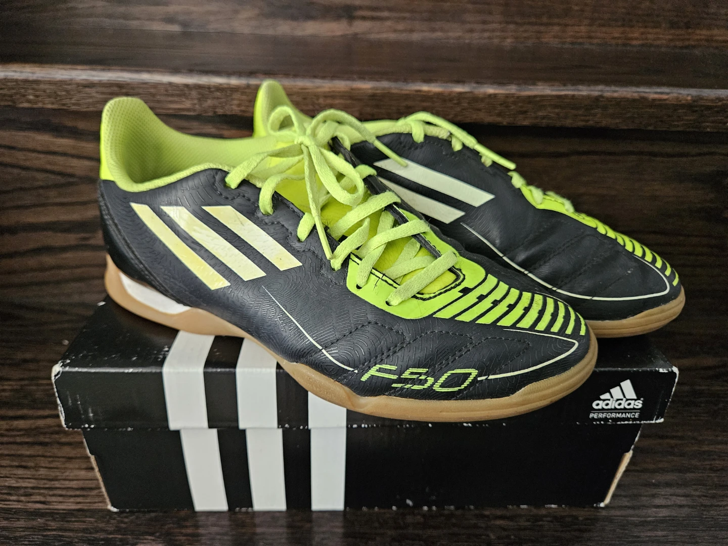 Adidas F50 adiZero F10 Soccer Shoes - Size US 4 🏆
