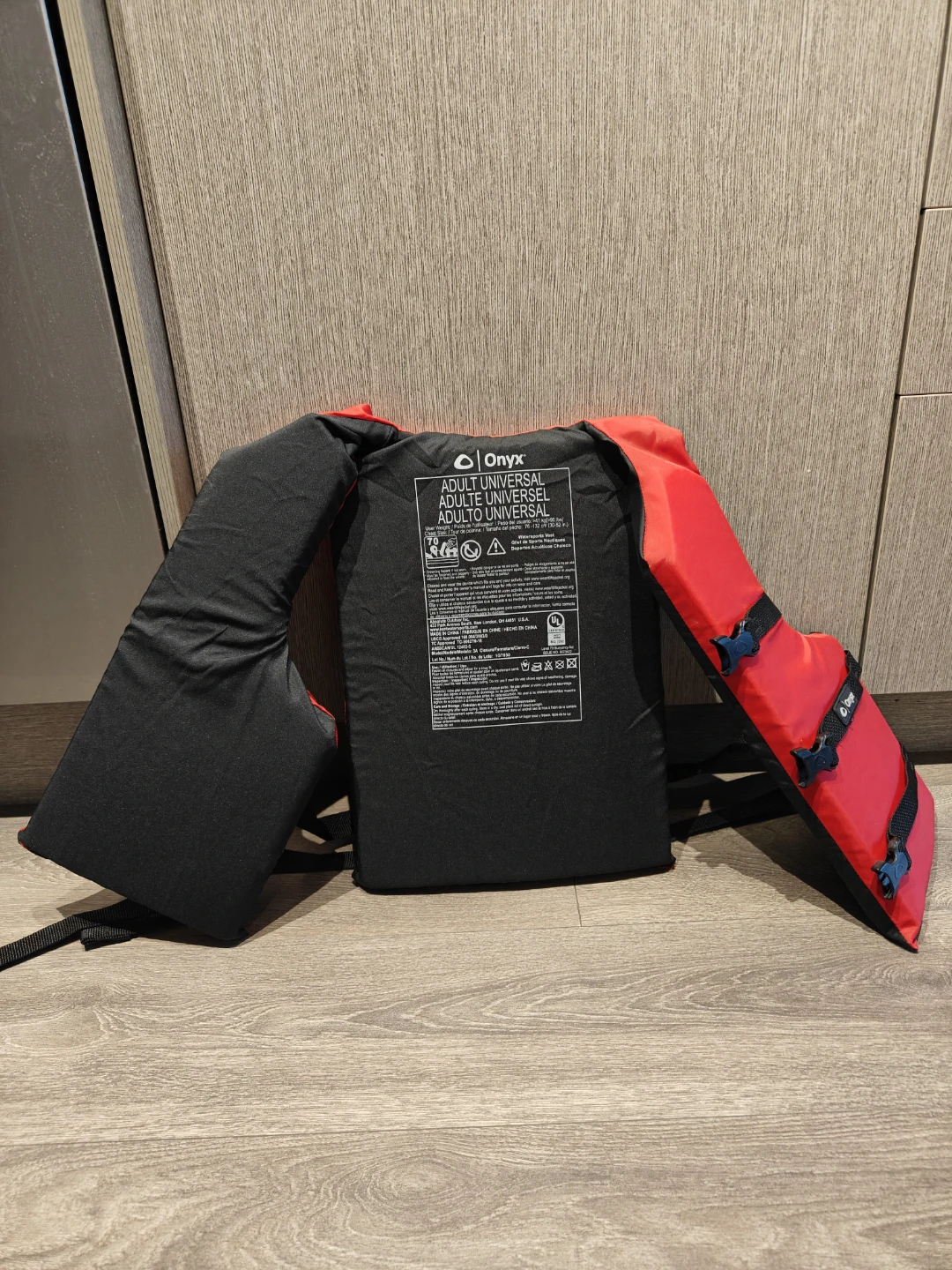 Onyx Adult Universal Life Jacket - photo 2