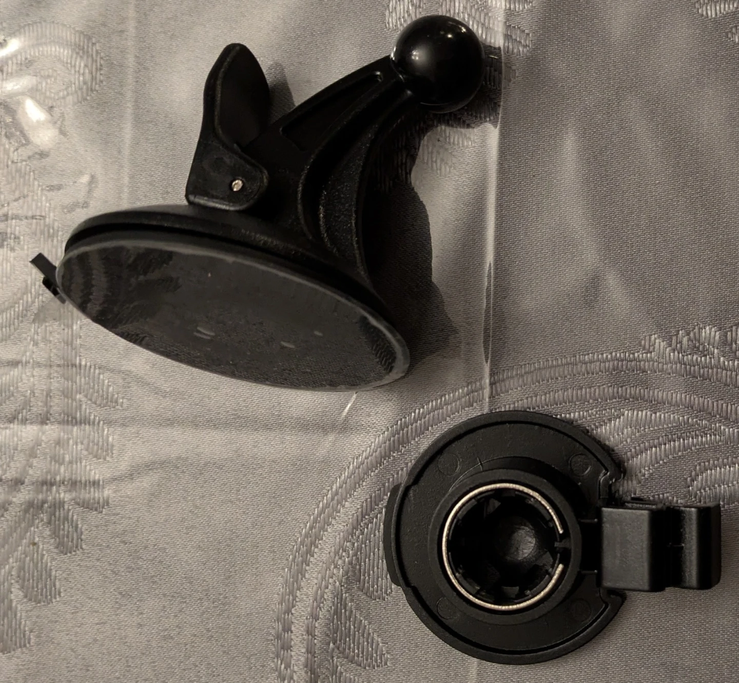 Garmin GPS Navigator with Suction Cup Mount and Car Charger - photo 3