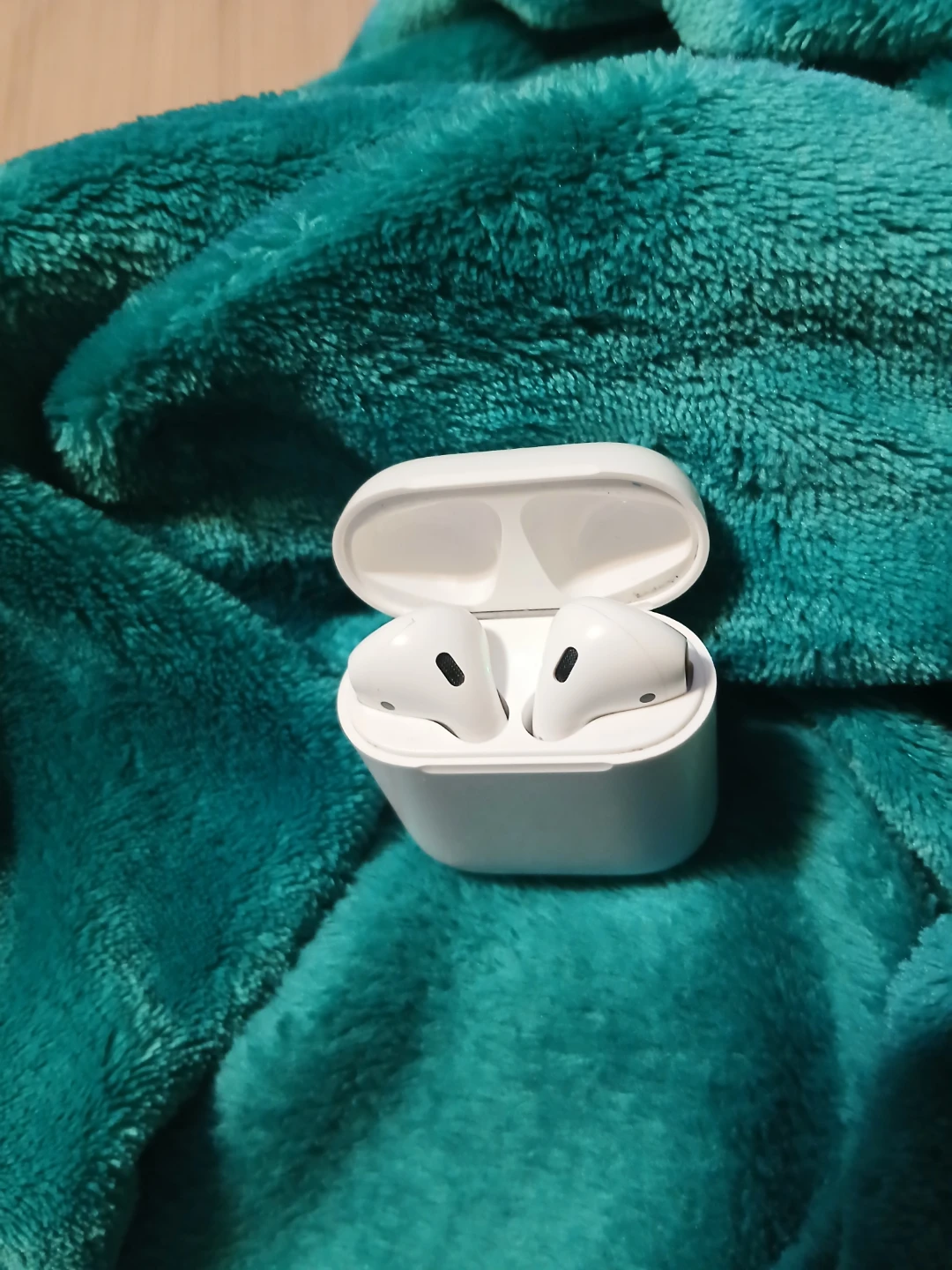 Apple AirPods