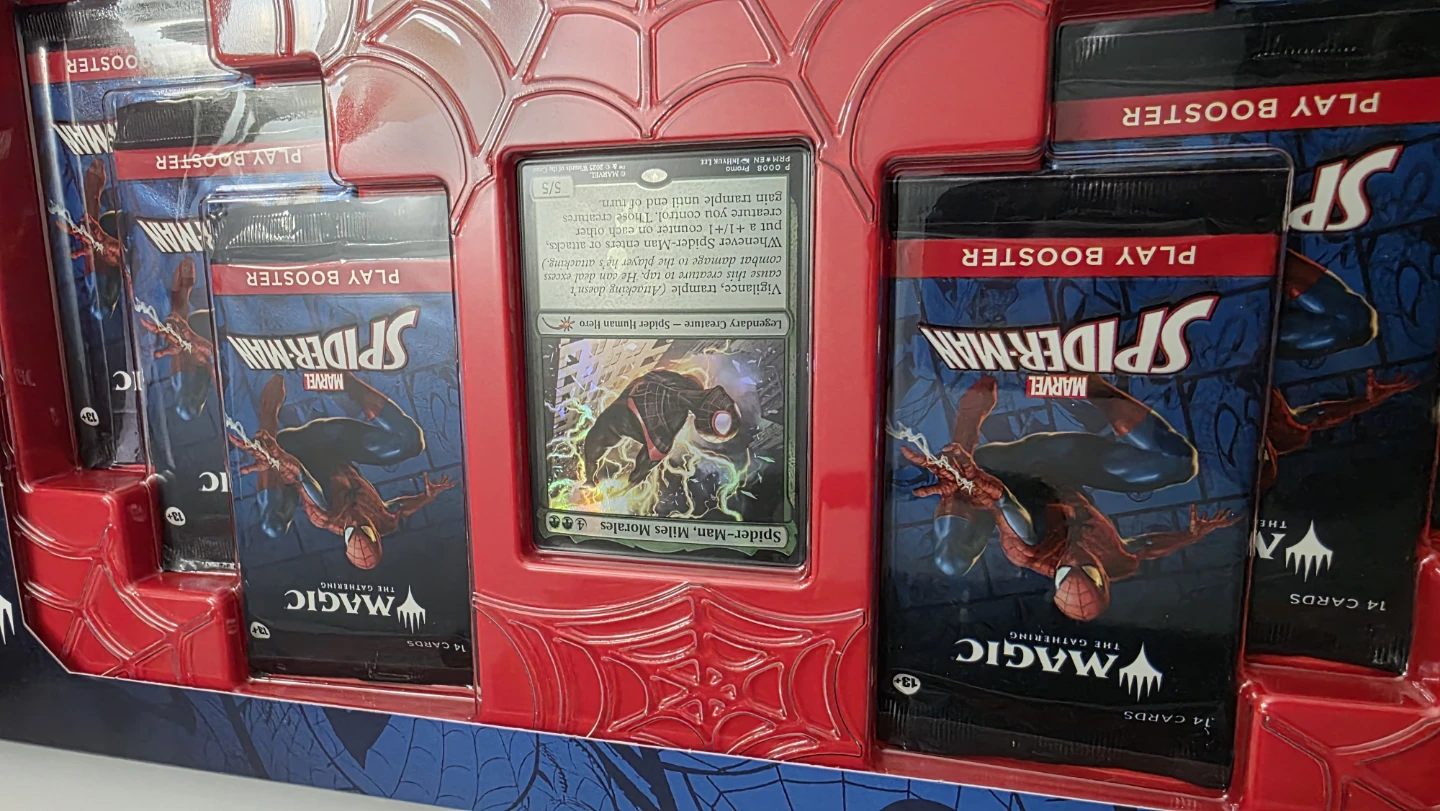 Magic: The Gathering Marvel Spider-Man Web-Slinger's Kit - photo 3
