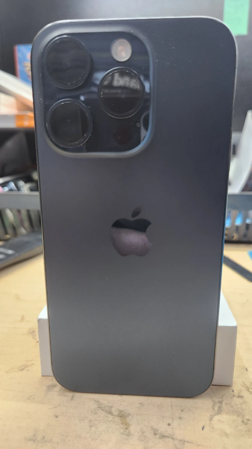 iPhone 15 Pro 128gb - photo 2