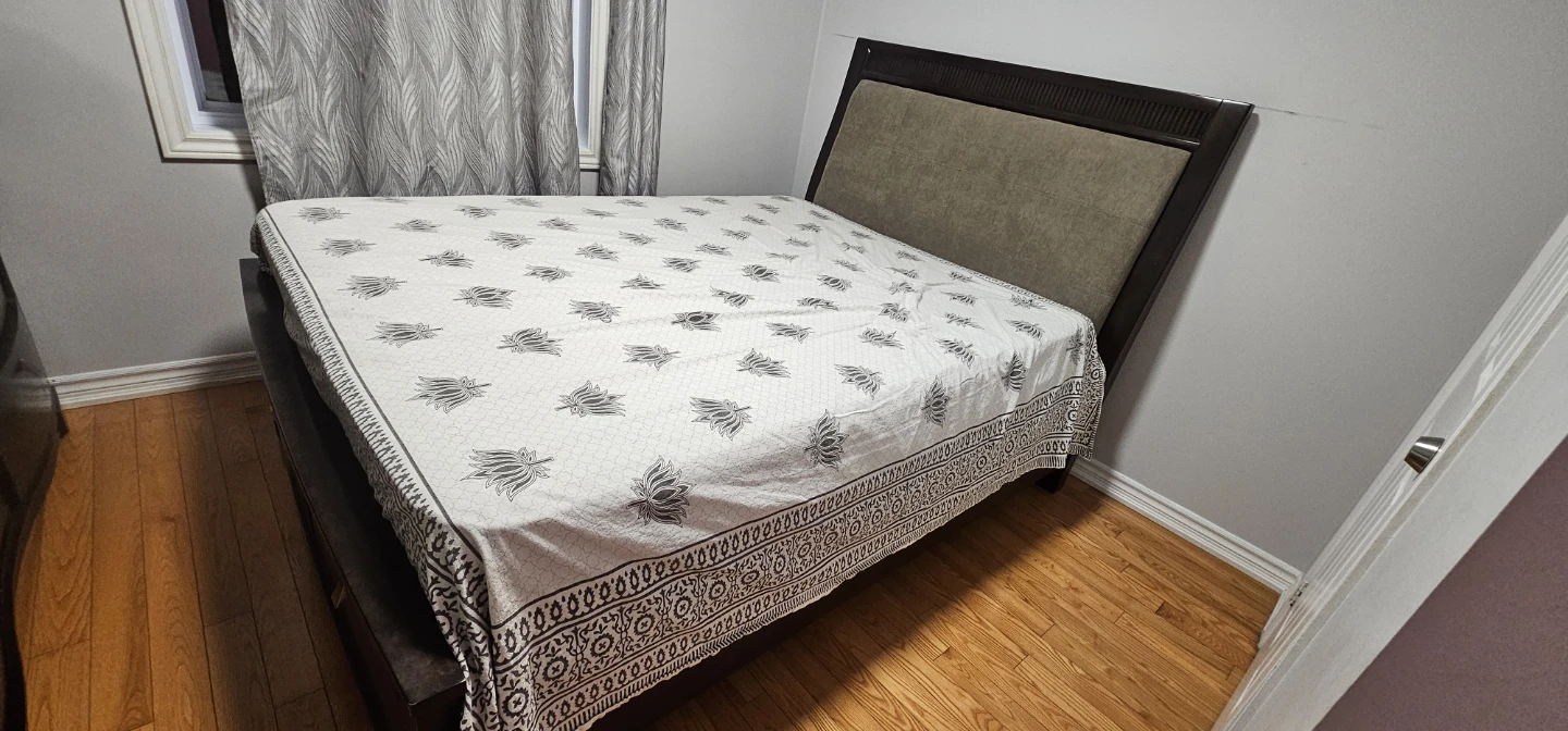 Queen Platform Storage Bed Frame - photo 2