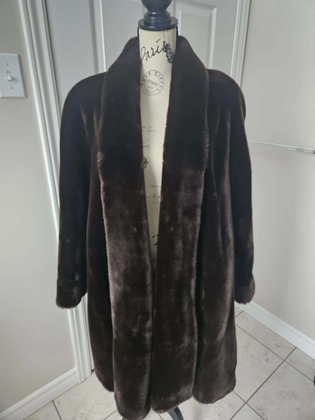 🧤  Renfreq Brown Faux Fur Coat S-M