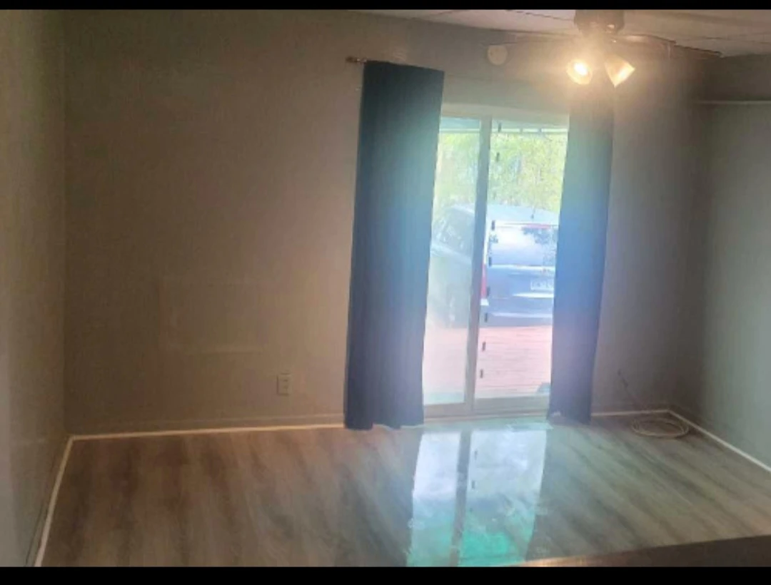 One Bedroom Apartment for Rent in Welland - photo 2