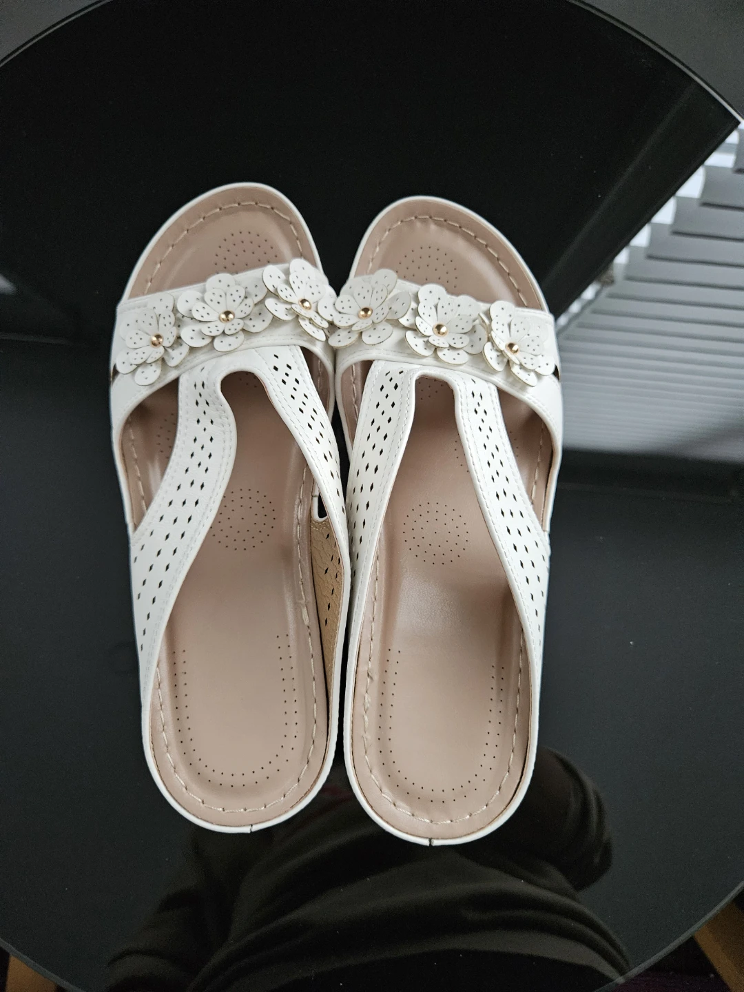 NEW Women's Slip-On Sandals - Size 38 (7.5) - photo 2