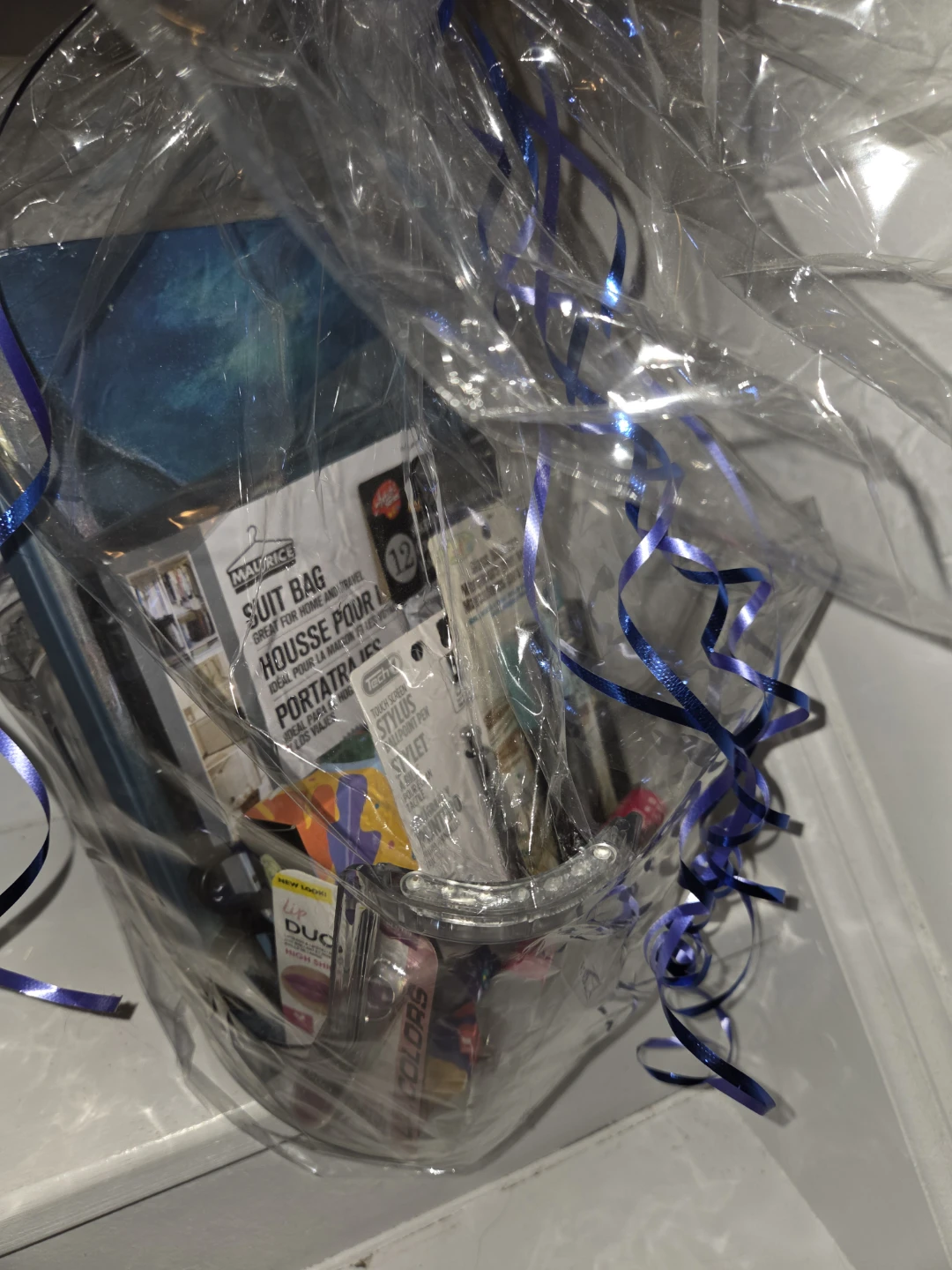 Gift Basket with Memorex MS-WORD PC Reference Guide - photo 2