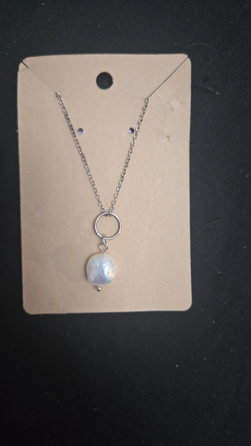 Pearl Pendant Necklace