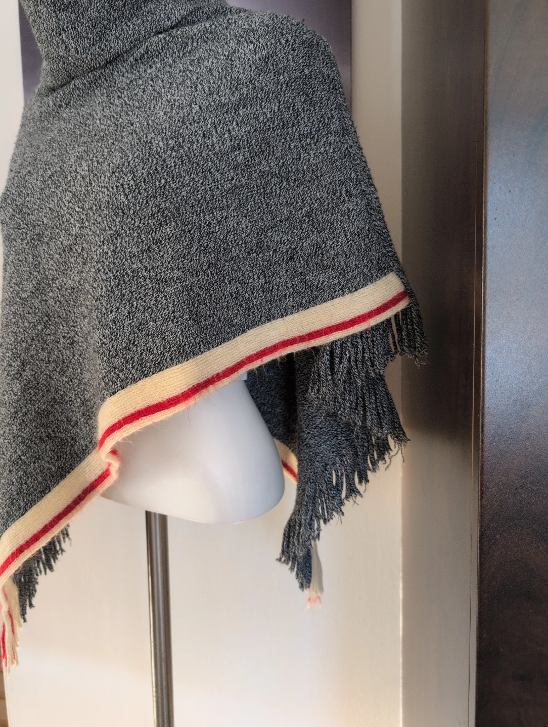 Roots Poncho - photo 2