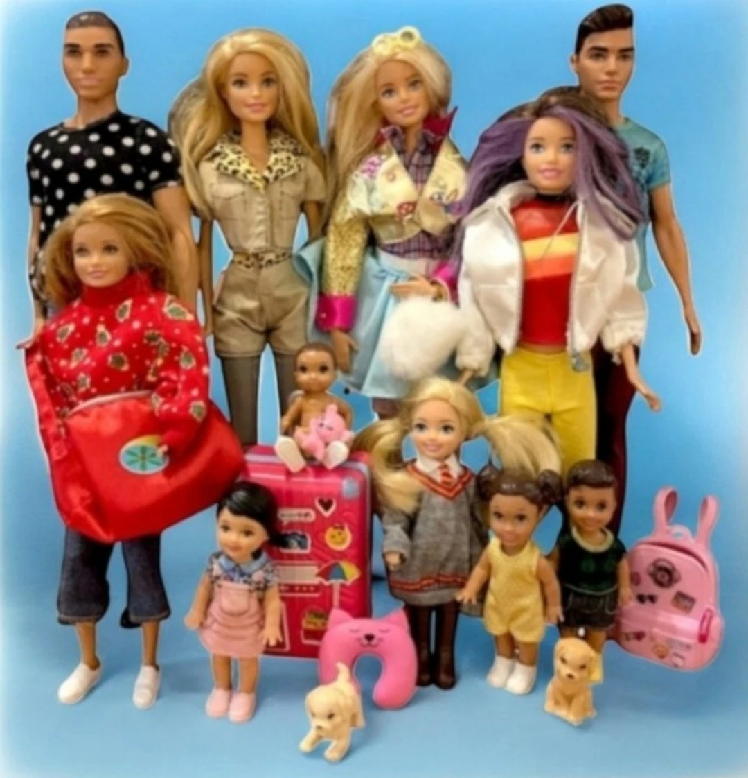 HUGE 🥕Barbie Doll Lot with Accessories & clothing!