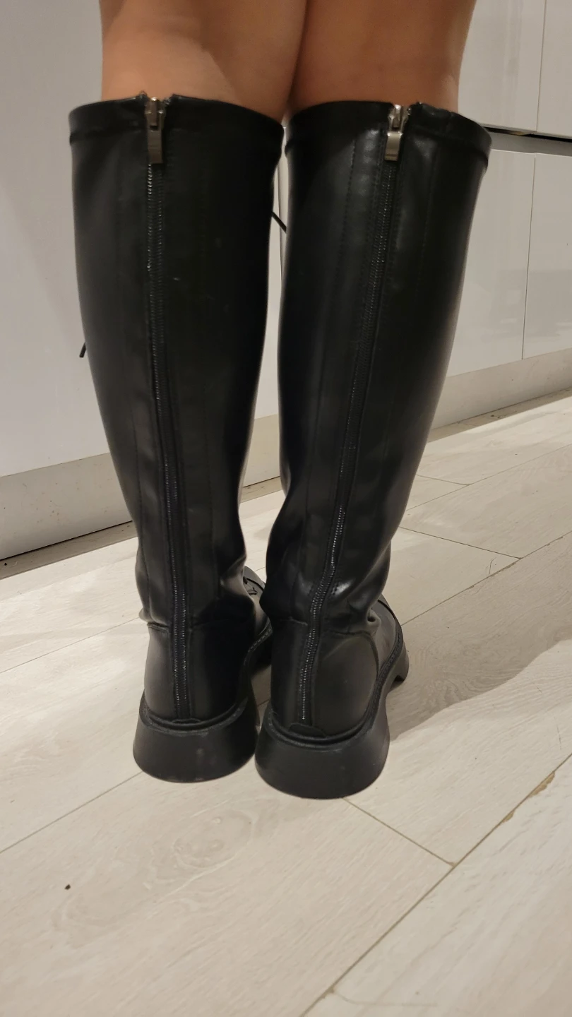 Black Lace-Up Knee-High Boots US 6.5-7 - photo 2