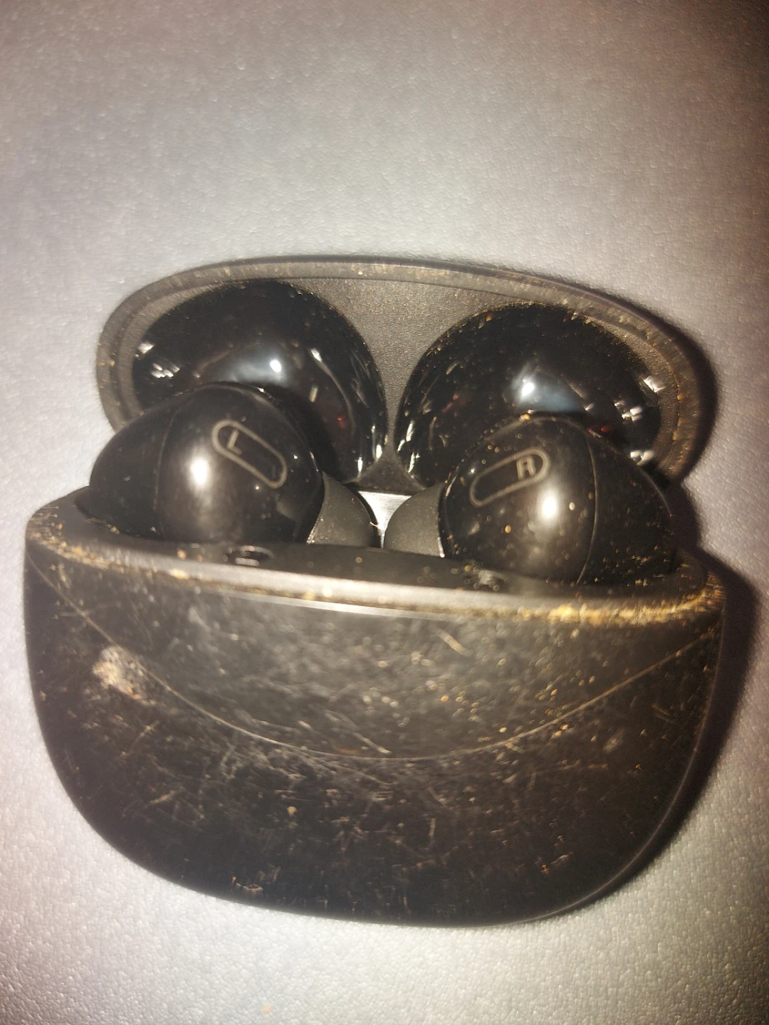 Black Wireless Earbuds with Charging Case - photo 4