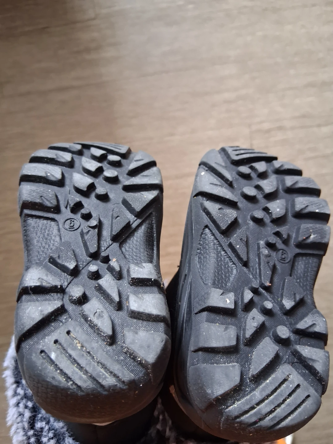 Icicles Snowflakes Black Winter Boots Size 6 - photo 5