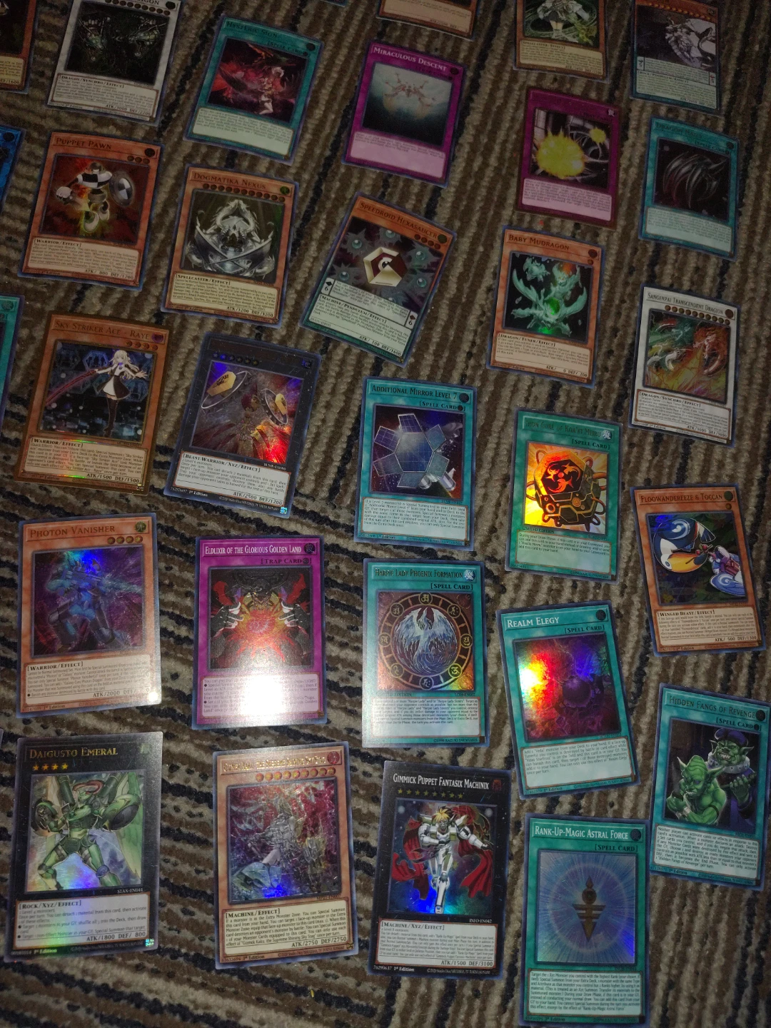 Yu-Gi-Oh! Trading Card Lot 100+ holos and rare - photo 4