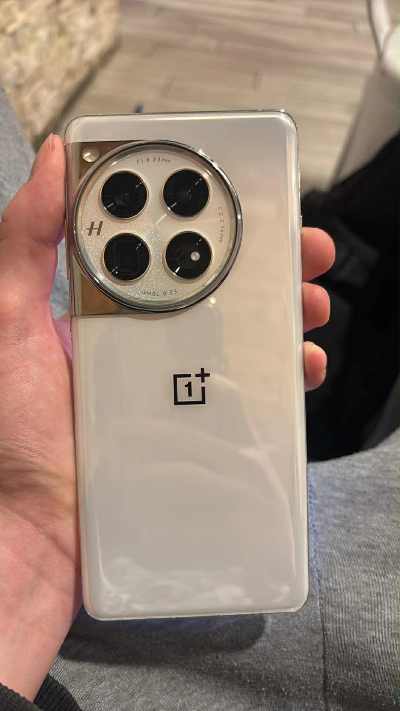 OnePlus 12