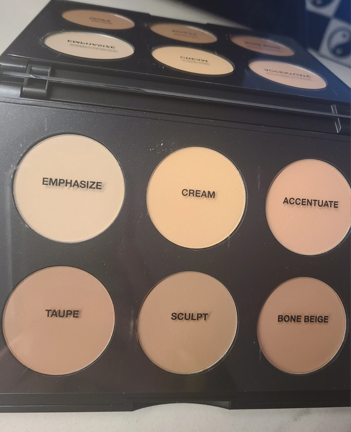 MAC Studio Fix Sculpt and Shape Contour Palette