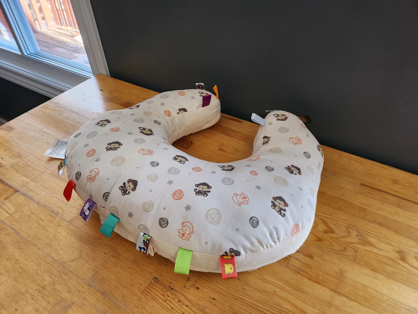 Comfort & Harmony Mombo Nursing Pillow - Monkey Pattern - photo 3
