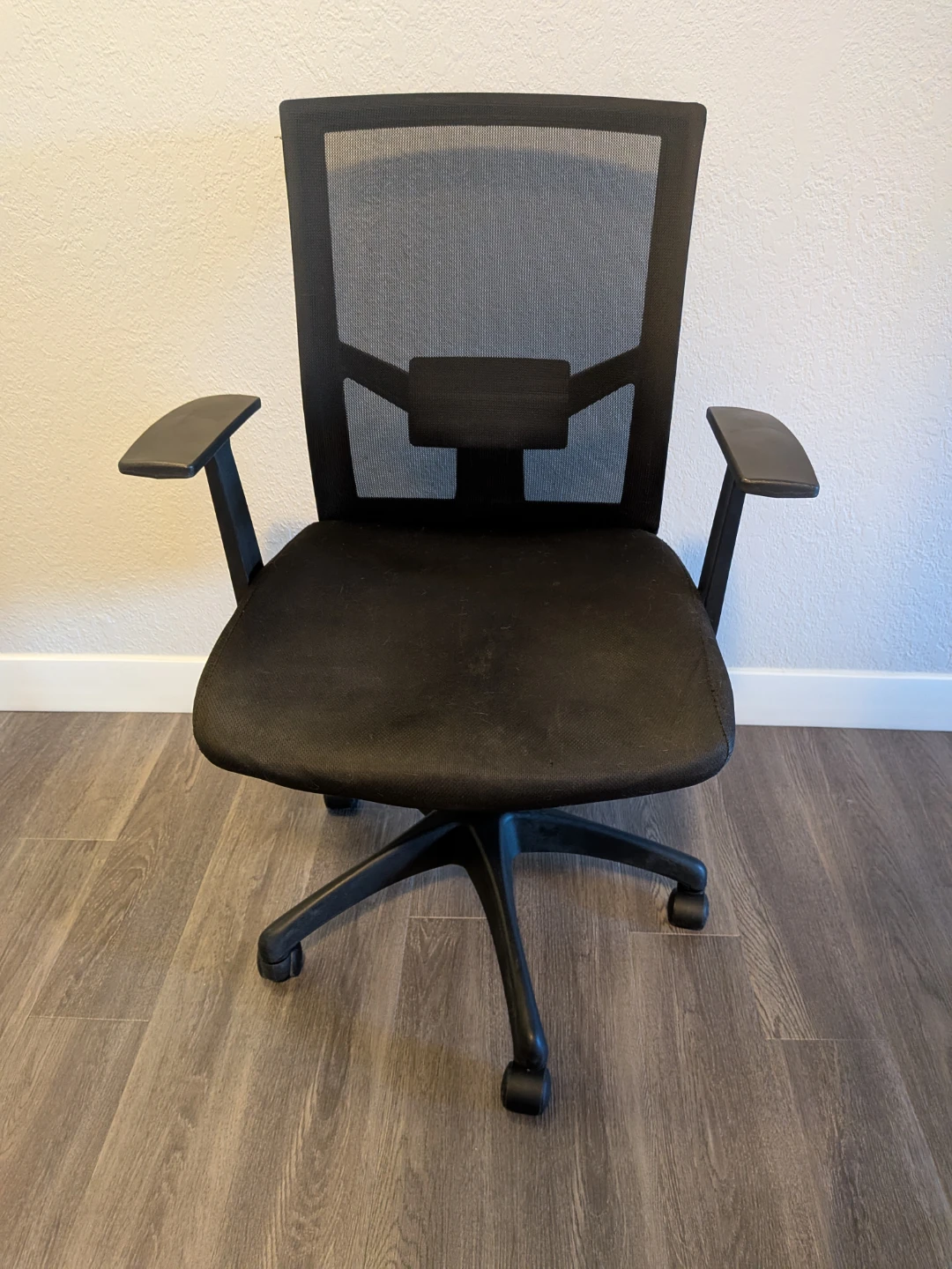 Black Mesh Office Chair with Adjustable Arms - photo 2