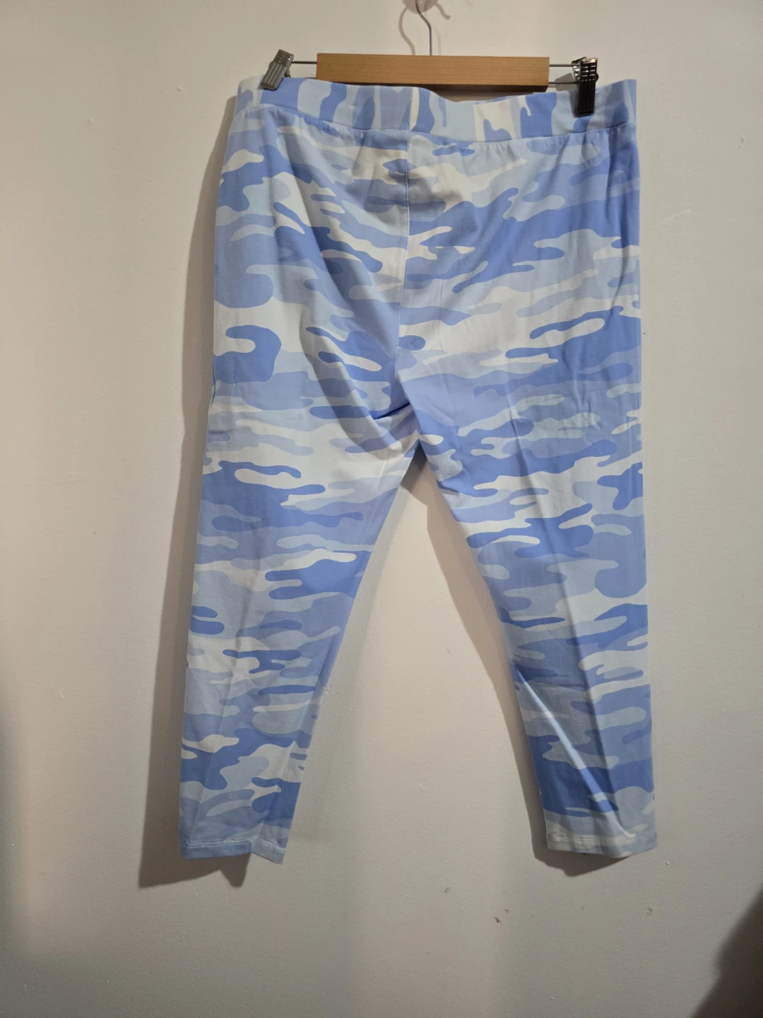 Style & Co Women's Blue Camo Leggings Size L - photo 3