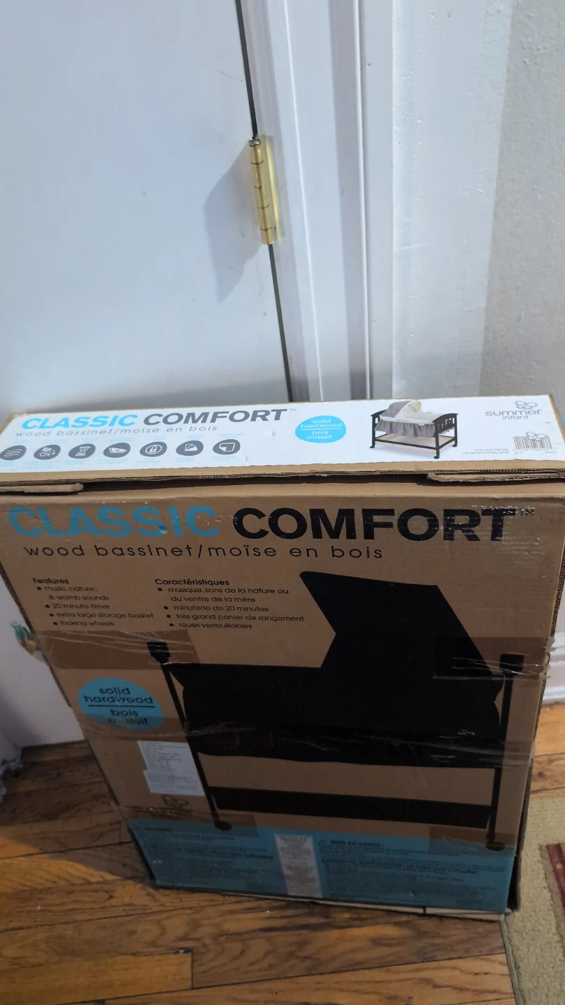 Summer Infant Classic Comfort Wood Bassinet