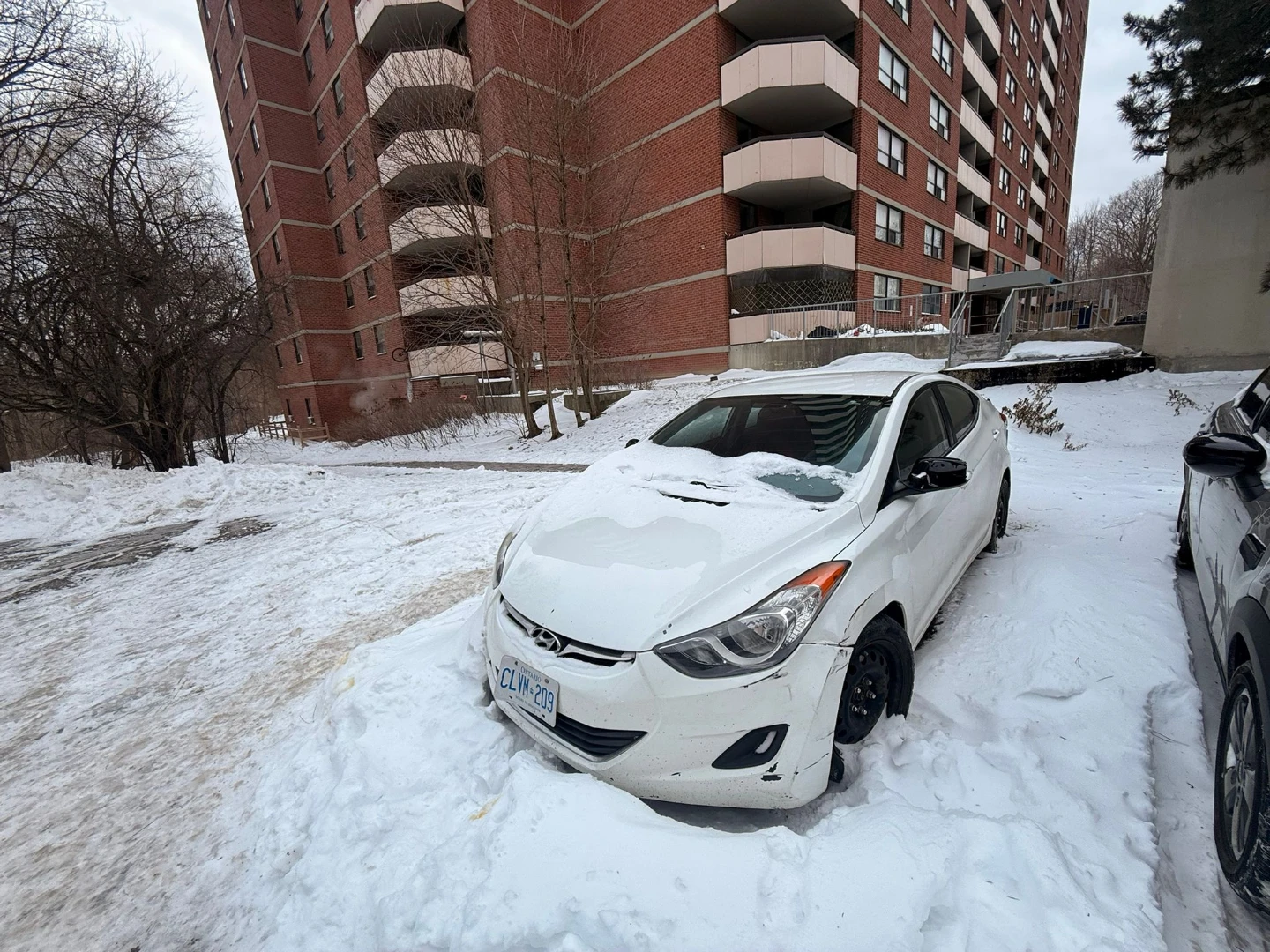 FREE — 2013 Hyundai Elantra (MUST BE TOWED OR YOU A MECHANIC) - photo 3